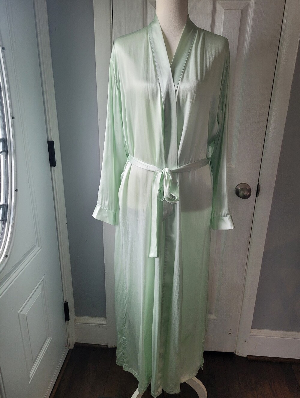 Vintage Linda Hartman Intimates 100% Silk Long Robe L/XL Mint Green
